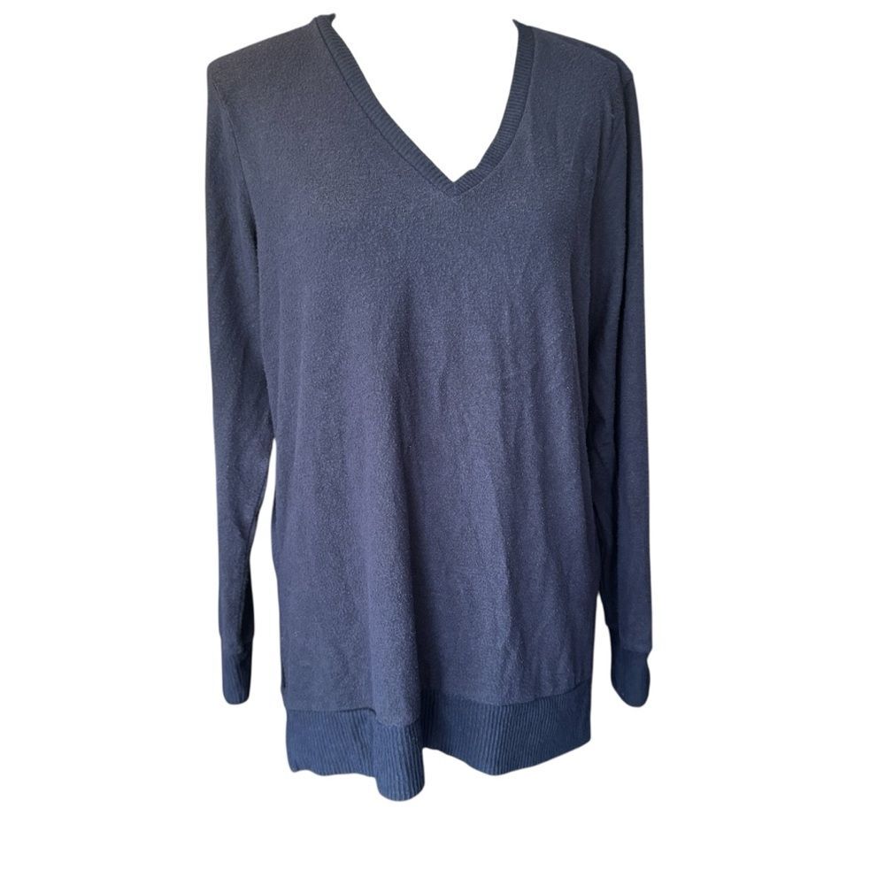 Lucky Brand Women's V-Neck Sweater - Navy.  Small